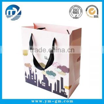 Wholesale cosmetic paper bag for packaging made in xiamen