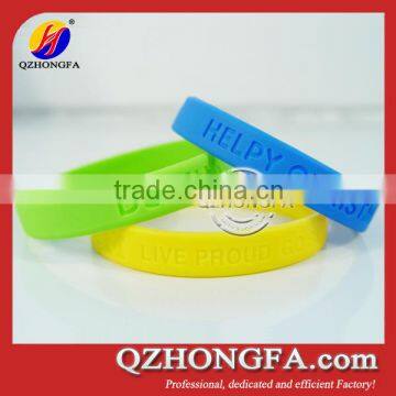 2016 New Factory Price Debossed Silicone Bands