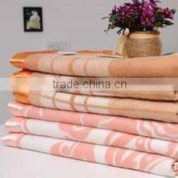 Fashion Queen Size Silk Jaquard Blanket