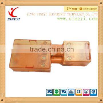 3to 4 Male and female wire connector with luminous plastic material