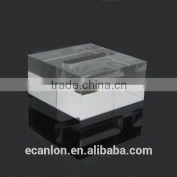 modern acrylic wedding ring display
