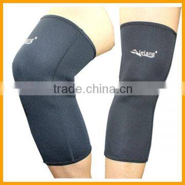 Partial neoprene knee protective sleeve