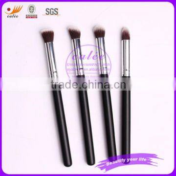 Free sample latest fashion 4pcs mini makeup brushes set