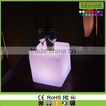 outdoor mini led battery powered cube chair light