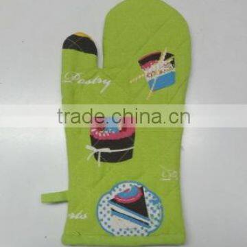 Printed Cotton Oven Mitt