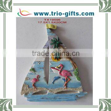 Polyresin decorative indoor wall hanging with beach design