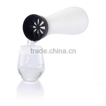 Lumm Light Carafe|Cool Water Bottle|lightup Glass Flask |designer Gift |XD Design photo-3