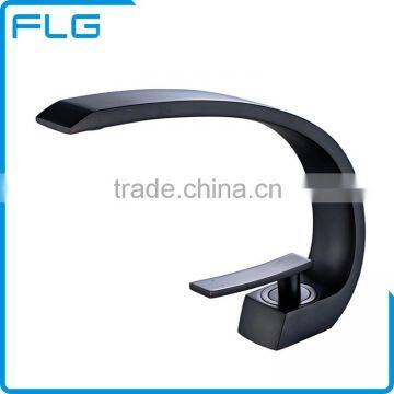 Eco-Friendly Single Handle ORB Basin Faucet For