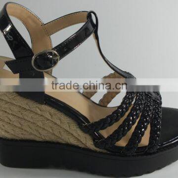Fashion ladies sandal wedge straw wedge black color white lace fancy design