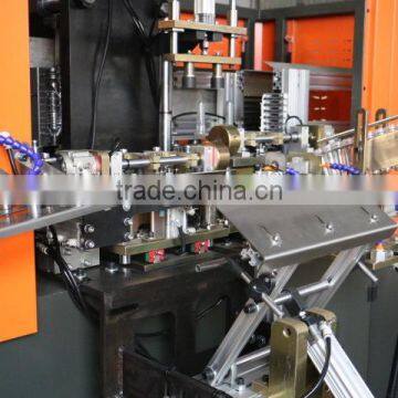 CE Approved 2 Cavtiy PET Bottle Blow Moulding Machine photo-4