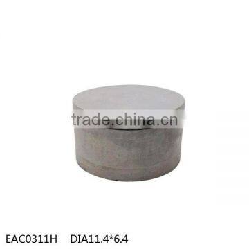 Urban Homewares Round Cellar Kitchen Concrete Salt Pepper Shaker photo-2