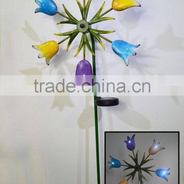 Free Sample Solar Garden Wind Spinner for Garden Decoration Solar LED Light garden stake