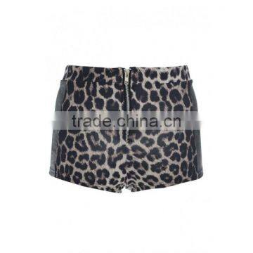 12SH003 Summer Black and Animal Print Ponte Zip Back Hot Pants