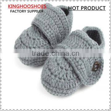 handmade baby shoes infant knit baby shoes crochet baby shoes