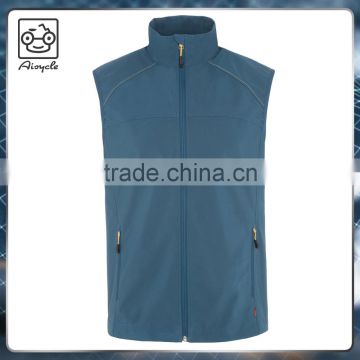 Breathable and Waterproof Sleeveless Men Vest photo-4