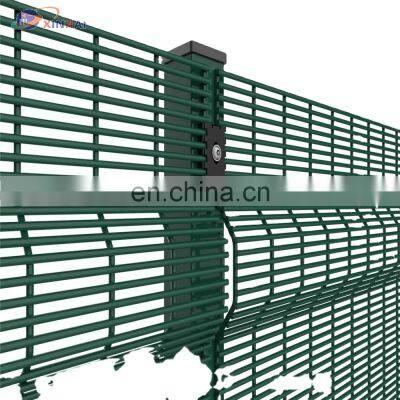 358 Fence Outdoor Powder Coated Low Carbon Steel Fencing Trellis & Gates