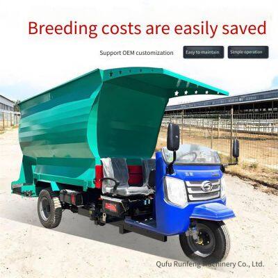 Electric Green Forage Feeding Machine, Large Diesel-powered Feed Spreader, Feeding Cart for Cattle in Pastures
