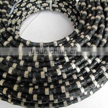 Diamond wire saw for construction concrete cutting