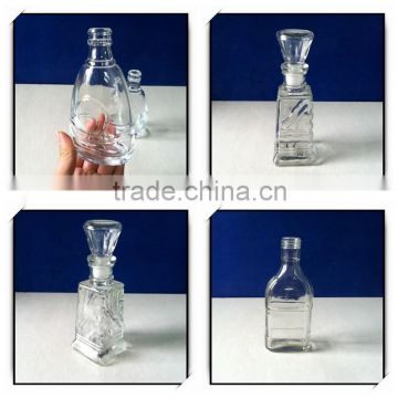 Different shape small glass wine bottles glass top lid