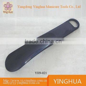 Custom long plastic shoe horn made in China for sale