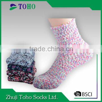 Custom made designs 97% Polyester women socks with knitted