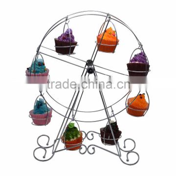 Ferris wheel cupcake holder