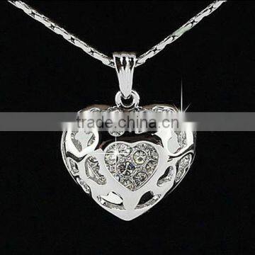 18k austrian crystal friendship heart necklace