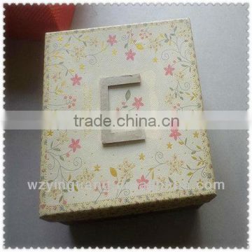 Customized paper packaging box for gift