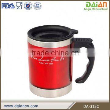 Stainless steel coffee mug with silicone lid