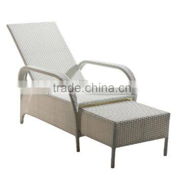 white flat rattan outdoor furniture extension sun lounge with umbrella