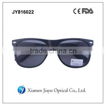 Custom Logo Polarized Fashion Sunglasses for Man photo-2