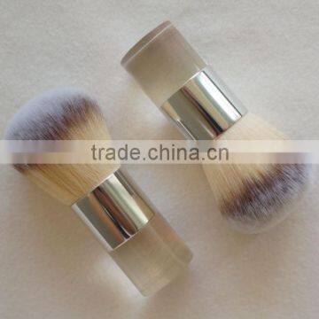 Synthetic hair makeup buffer brush