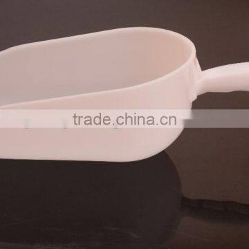 Durable Poultry Plastic Feed Shove ,poultry Feed Shove,feeding Shovel for Animal photo-6