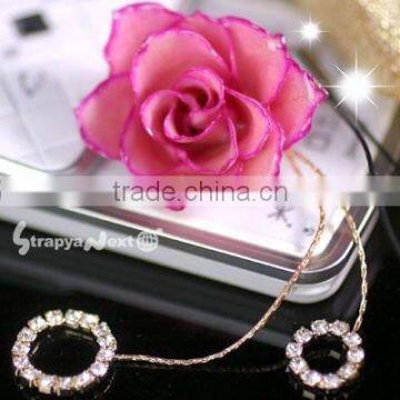 Beautiful resin jewelry real flower for mobile