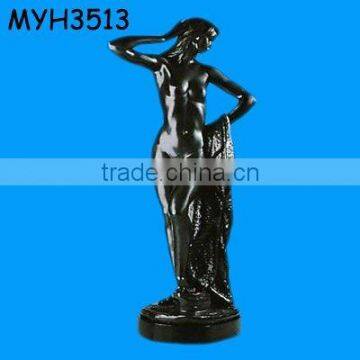 polyresin venus in the bath statue souvenir