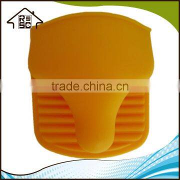 NBRSC Hot Products Custom Design Food Grade Kitchen ToolSilicone Mitts Silicone Heat Gloves Siliconr Grill Glove photo-2