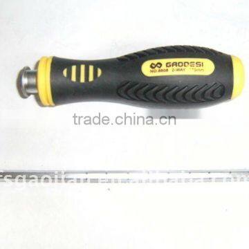 dual-purpose retractable screwdriver with magnetic