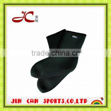 Neoprene socks