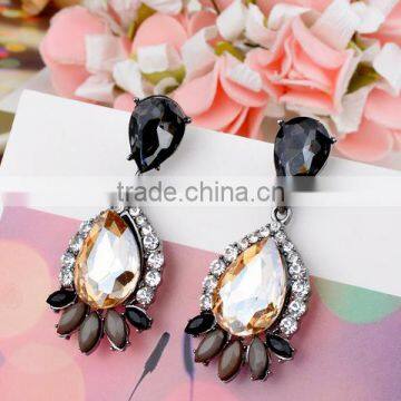 Handmade Colorful Mix Bling Crystal Rhinestone Pendant Earrings New Designs Crystal Stud Earrings for Young Lady photo-2