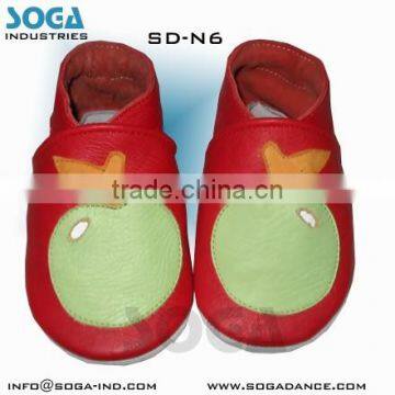 Soft sole leather baby shoes