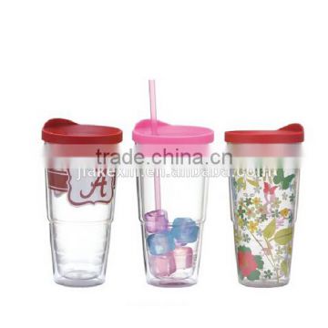 Insulated double wall plastic tumbler with ice cube and lids