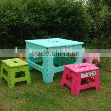 colorful folding table