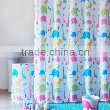 Color box packed shower curtain and bath mat set, childlike lovely animals design bathroom accessories set