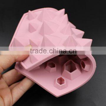 Hot Sale High Quality BPA Free Diamond Shape Silicone Ice Cube Trays photo-4