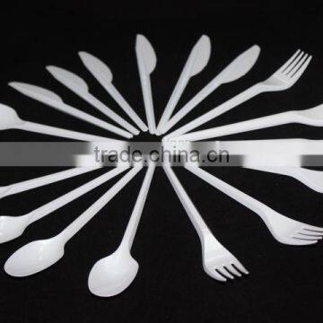 disposable plastic fork and spoon