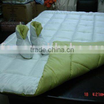 100% polyester peach skin throw and slippers