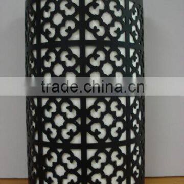 UL & CUL Listed Indoor Flower Wall Light in Painted Matte Black photo-2