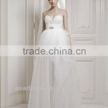 2014 New Style Lace Appliqued Sweetheart Strapless Ball Gown Lace Puffy Sexy Short Wedding Dress (WDER-PLAYFUL)