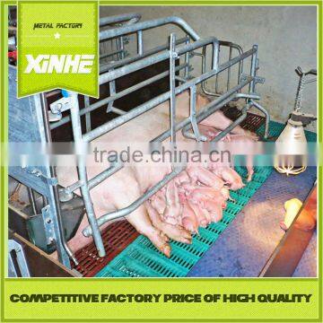 Grade one factory pig farrowing pens