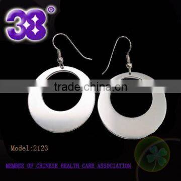 Fashionable Titanium Earrings Natural White Stone Earrings Manufacturer